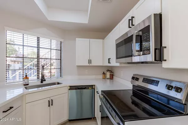 Mesa, AZ 85201,930 N MESA Drive #1039