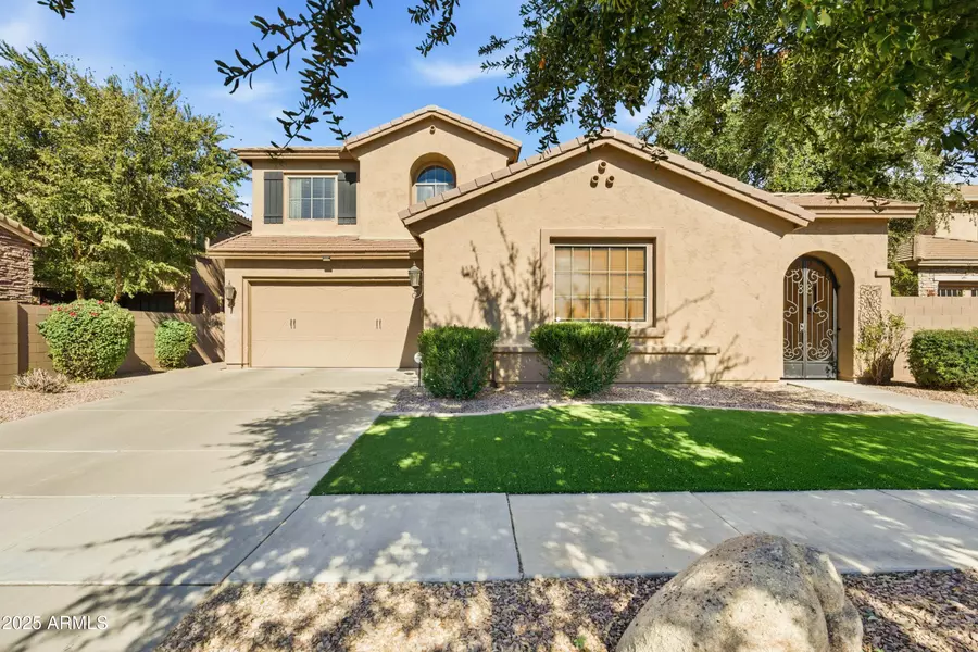 3128 E BLUE SAGE Court, Gilbert, AZ 85297