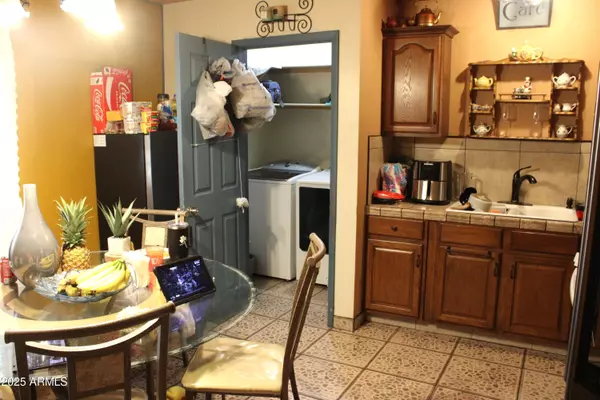 Phoenix, AZ 85041,5254 S 38th Drive