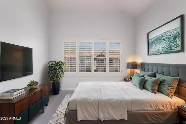 Gilbert, AZ 85234,1633 E LAKESIDE Drive #143