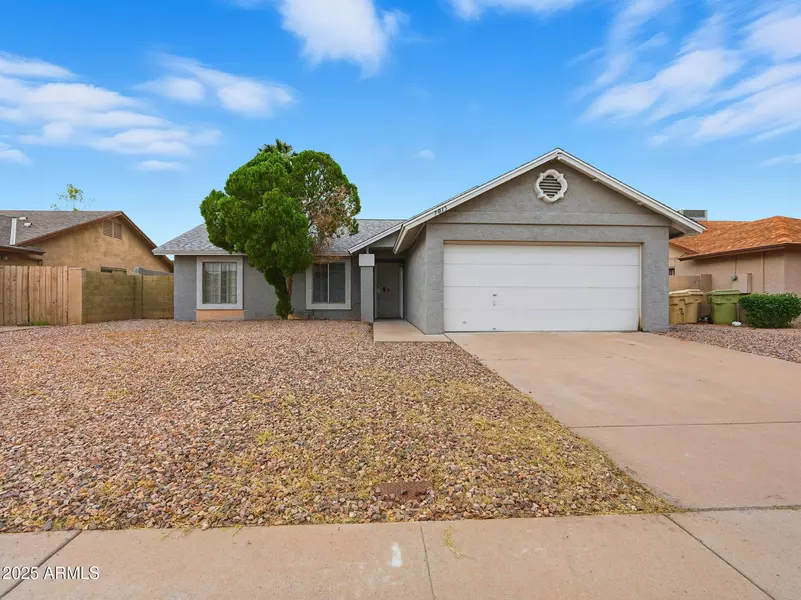7015 W MCLELLAN Road, Glendale, AZ 85303