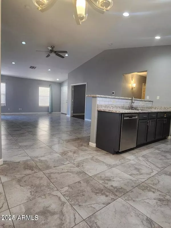 Avondale, AZ 85392,11954 W Holly Street