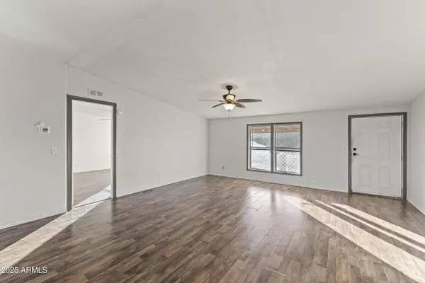 Eloy, AZ 85131,14200 W SCORPIO Avenue W