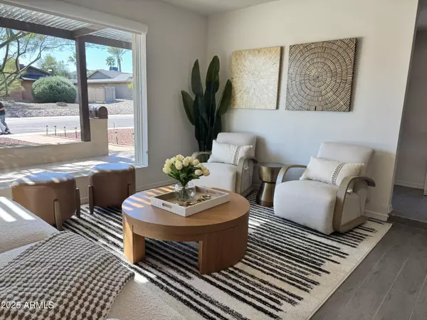 Phoenix, AZ 85028,2432 E COCHISE Road