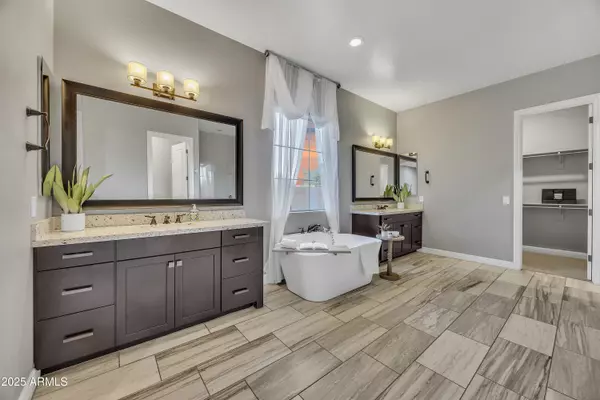 Phoenix, AZ 85042,4254 E VALENCIA Drive