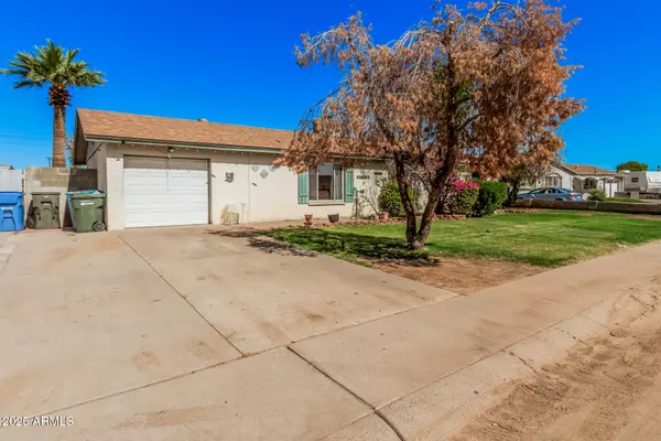 Phoenix, AZ 85031,5858 W MINNEZONA Avenue