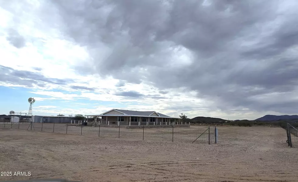 2516 S 371ST Avenue, Tonopah, AZ 85354