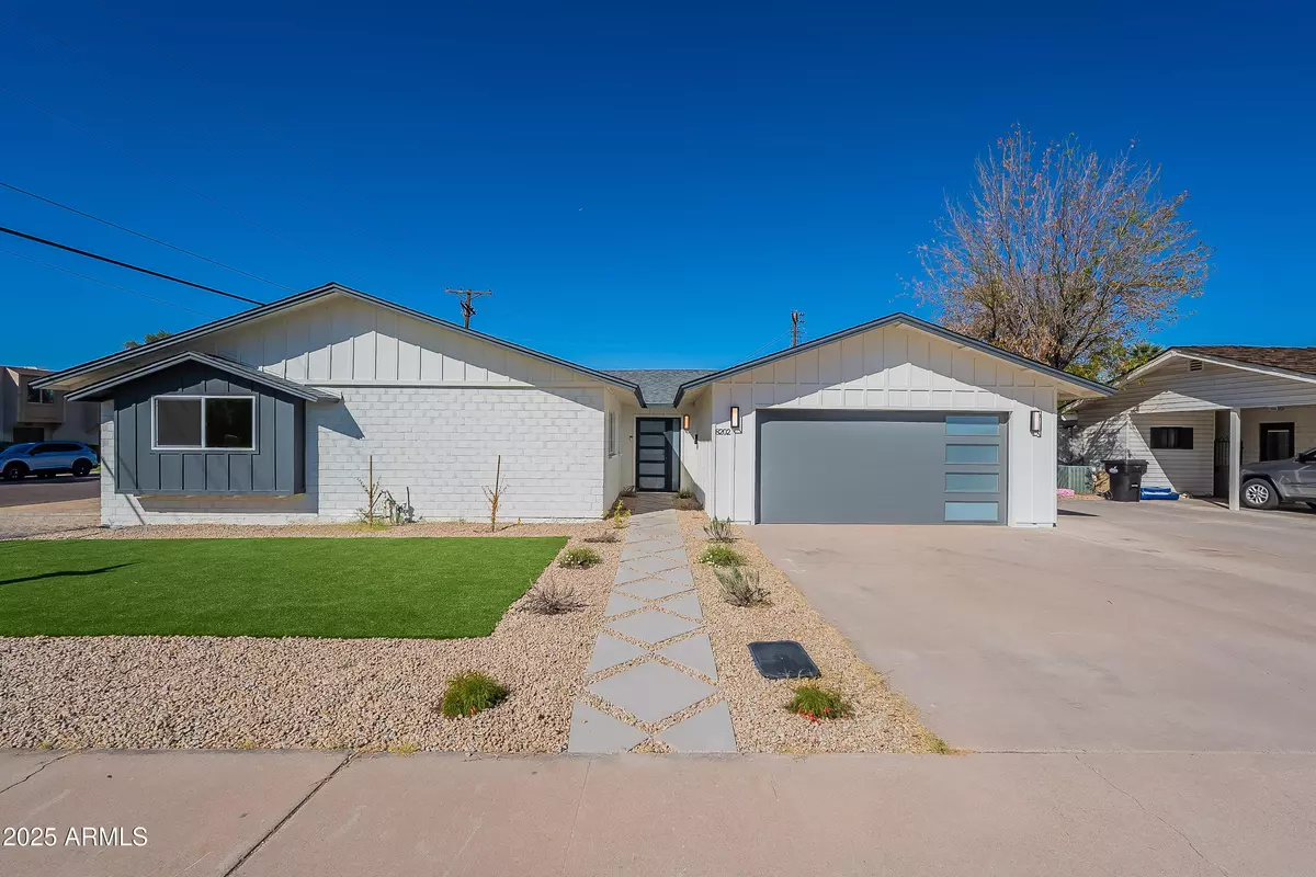 Scottsdale, AZ 85251,8202 E MACKENZIE Drive