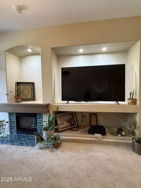 Glendale, AZ 85305,8764 W GARDENIA Avenue