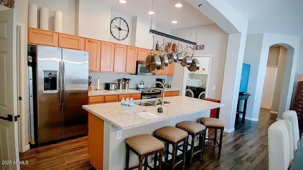 42424 N GAVILAN PEAK Parkway #33206, Anthem, AZ 85086