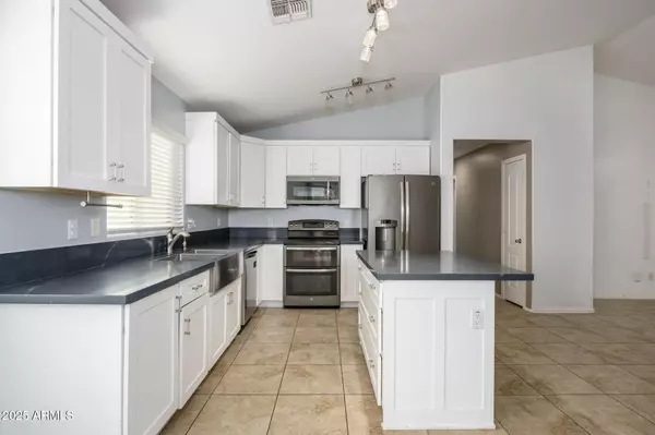 Buckeye, AZ 85326,1429 S 237TH Lane