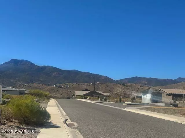 621 SKYLINE Boulevard #48, Clarkdale, AZ 86324