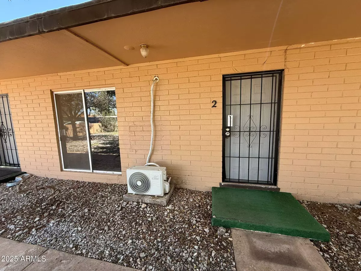 Douglas, AZ 85607,1955 E 8TH Street #2