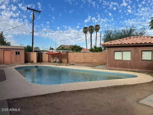 Tempe, AZ 85282,2515 S PALM Drive