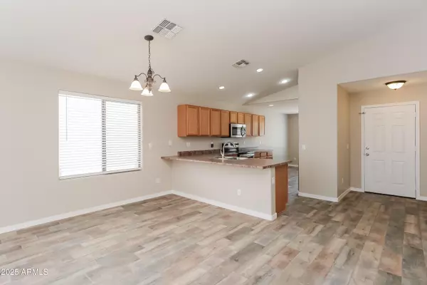 San Tan Valley, AZ 85144,2033 W GREEN TREE Drive