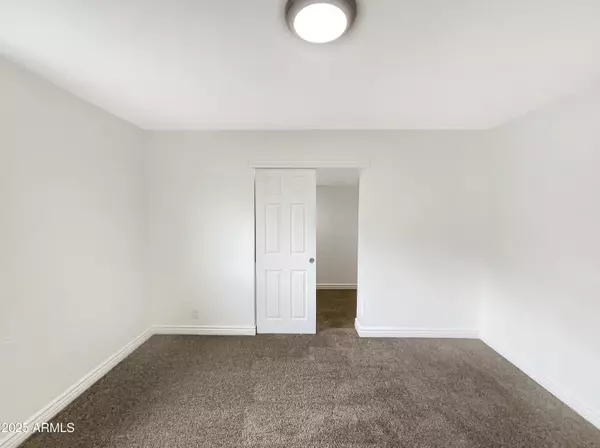 Phoenix, AZ 85008,3235 E WILLETTA Street