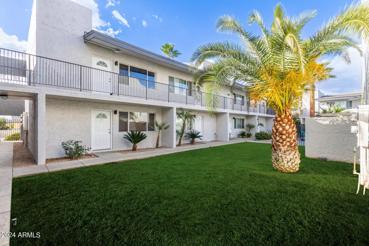 Phoenix, AZ 85016,1602 E OCOTILLO Road #120