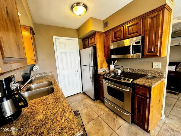 Fountain Hills, AZ 85268,16657 E GUNSIGHT Drive #182