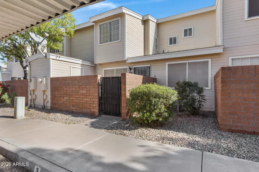 625 S WESTWOOD -- #102, Mesa, AZ 85210