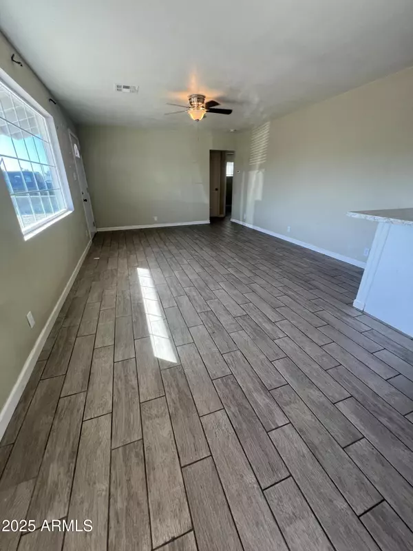 Phoenix, AZ 85019,3810 W SAN MIGUEL Avenue