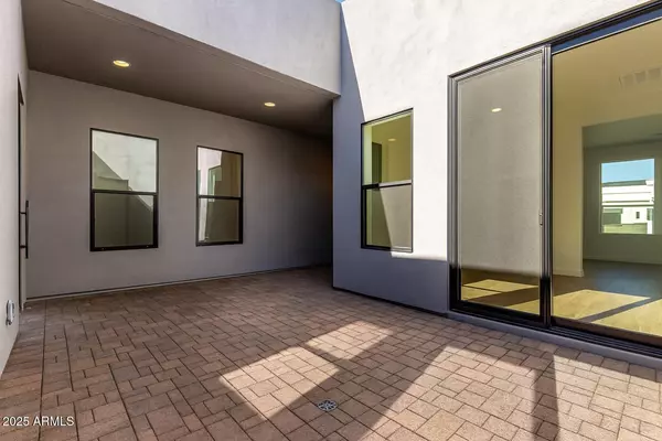 Cave Creek, AZ 85331,5721 E RANCHO CALIENTE Drive