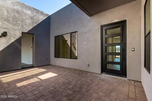 Cave Creek, AZ 85331,5721 E RANCHO CALIENTE Drive