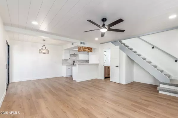 Phoenix, AZ 85044,8821 S 48TH Street #2