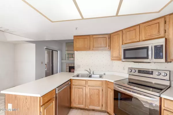 Scottsdale, AZ 85258,9735 N 93RD Way #254