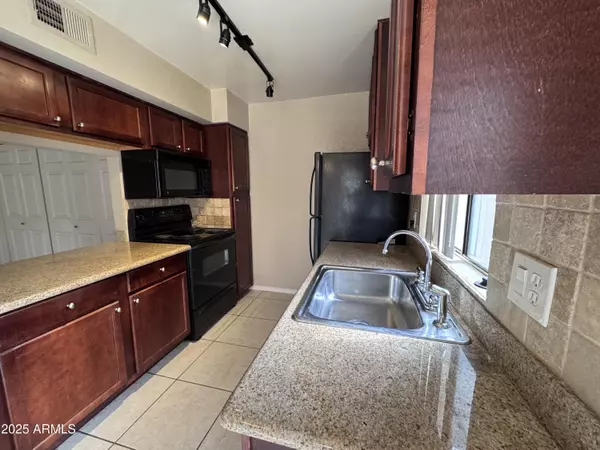 Scottsdale, AZ 85251,3500 N HAYDEN Road #1707