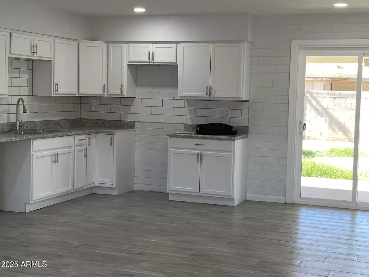 Glendale, AZ 85301,5836 N 64TH Avenue