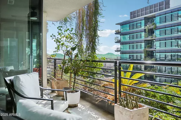 Scottsdale, AZ 85254,7180 E KIERLAND Boulevard #701