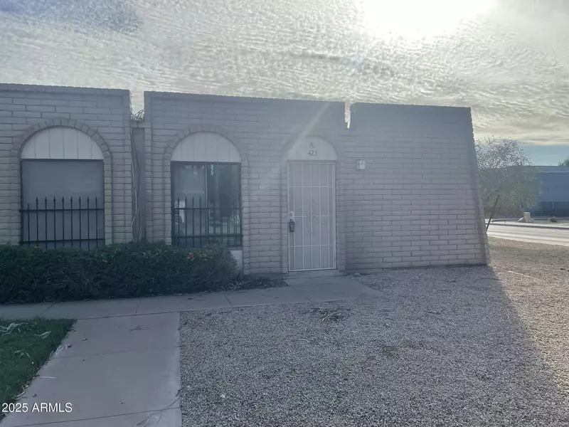 423 S MITCHELL Drive #B, Tempe, AZ 85281