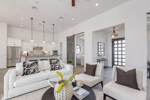 Phoenix, AZ 85018,4059 E WHITTON Avenue