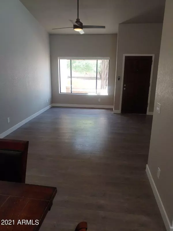 Fountain Hills, AZ 85268,11832 N SAGUARO Boulevard #103