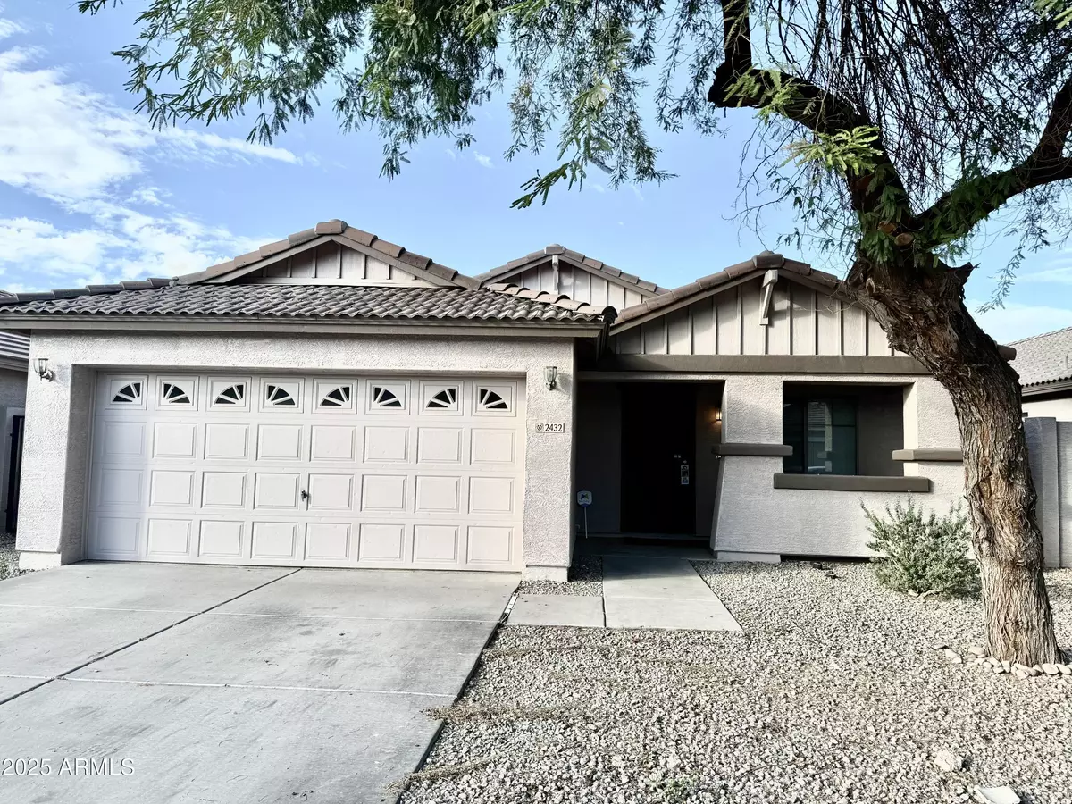 Phoenix, AZ 85041,2432 W Tamarisk Avenue