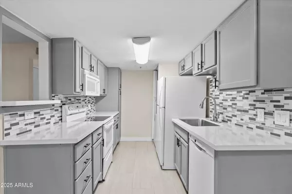 Scottsdale, AZ 85257,1033 N GRANITE REEF Road