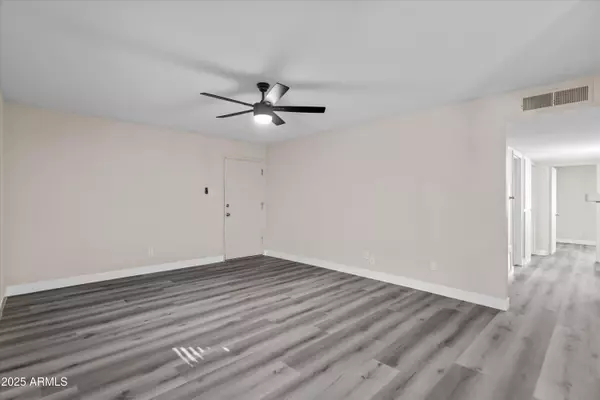 Scottsdale, AZ 85257,1033 N GRANITE REEF Road