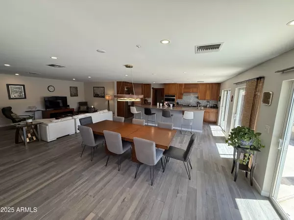 Scottsdale, AZ 85258,8361 E VIA DE ENCANTO --