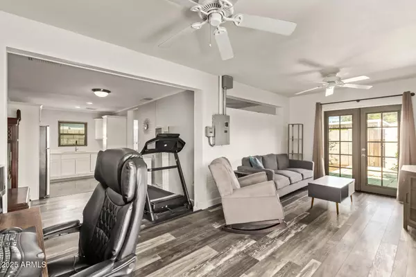 Phoenix, AZ 85016,4216 N 19TH Place