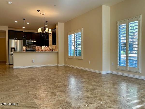 Phoenix, AZ 85054,5350 E DEER VALLEY Drive #1261