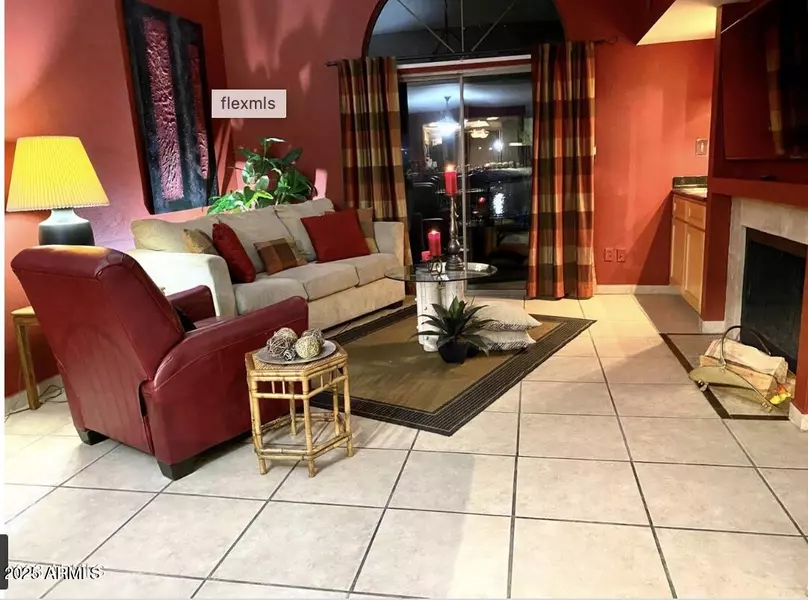 2644 W Desert Cove Avenue, Phoenix, AZ 85029