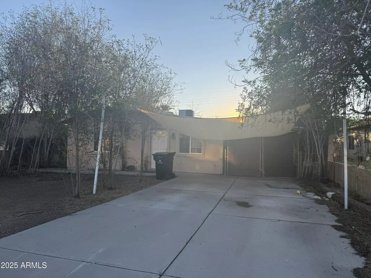 Phoenix, AZ 85015,4416 N 22Nd Drive