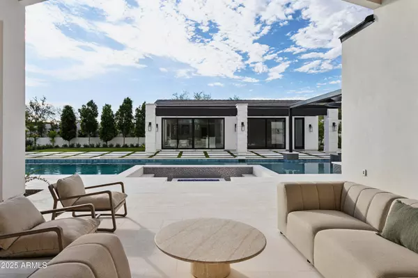 Paradise Valley, AZ 85253,4534 E PEBBLE RIDGE Road