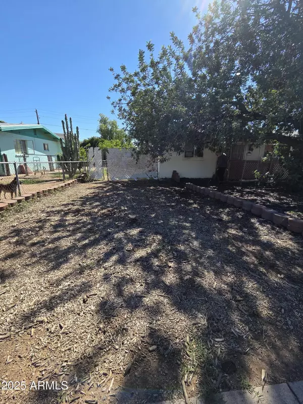 Mesa, AZ 85206,6609 E Arbor Avenue
