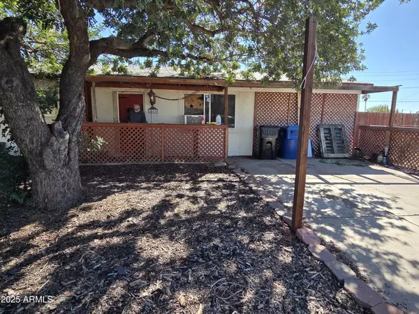 6609 E Arbor Avenue, Mesa, AZ 85206