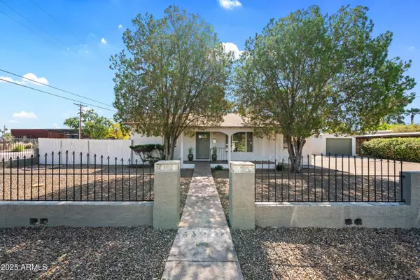 Phoenix, AZ 85016,2647 E WHITTON Avenue