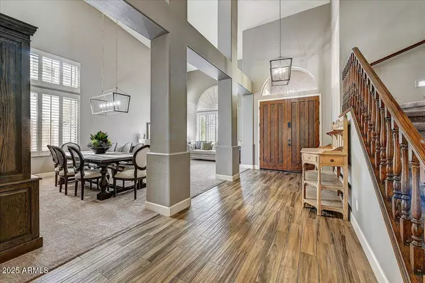 Scottsdale, AZ 85255,10943 E WINCHCOMB Drive