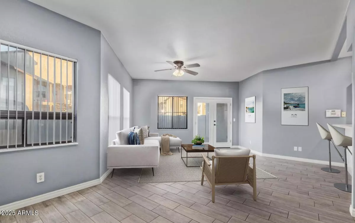 Chandler, AZ 85225,280 S ELIZABETH Way #14