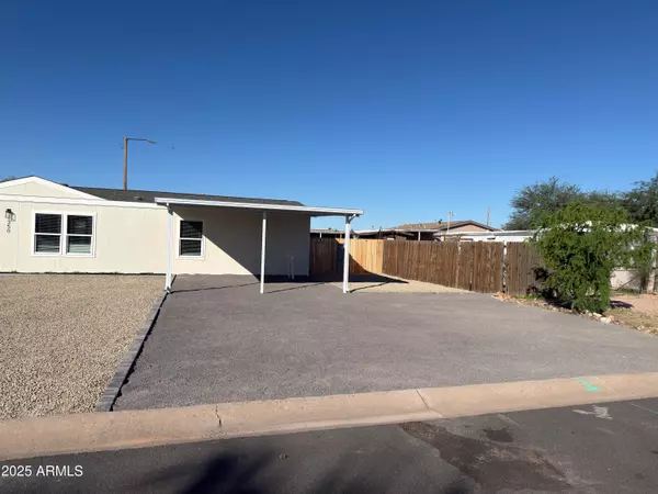 Apache Junction, AZ 85120,350 S SILVER Drive