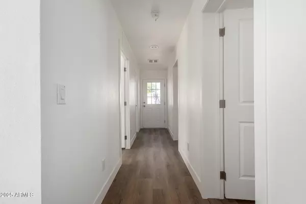 Apache Junction, AZ 85120,350 S SILVER Drive